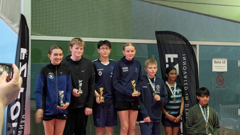 10 medaljer i Komet Junior